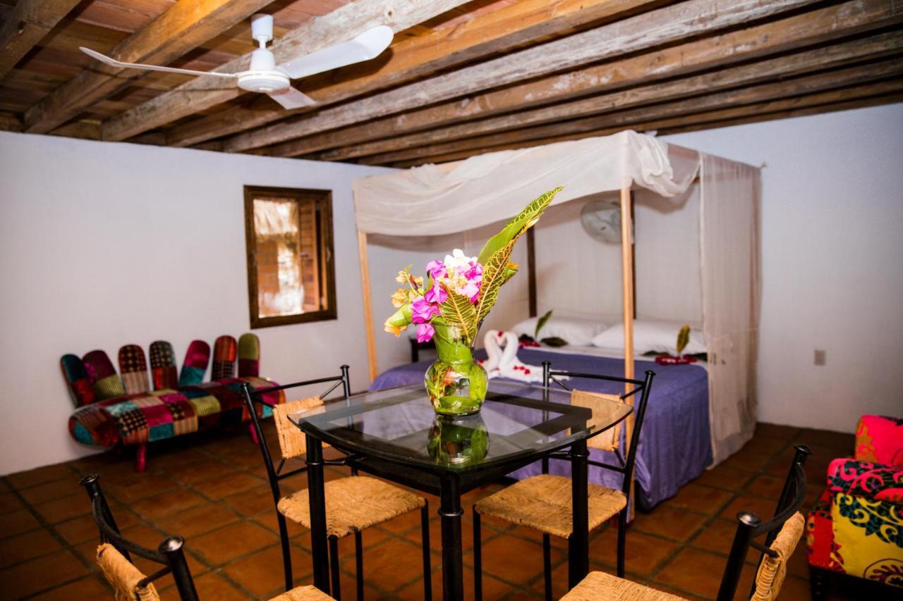 Hotel El Copal 마순테 외부 사진